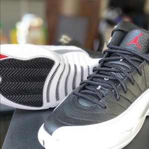 Air Jordan 12 Playoffs 2022